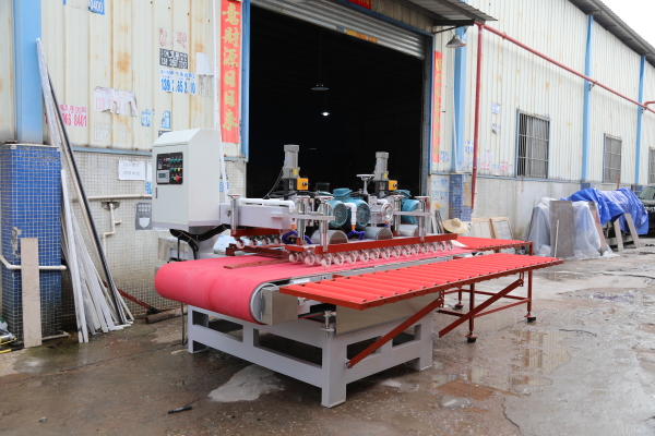 全自動(dòng)巖板切割機(jī)
