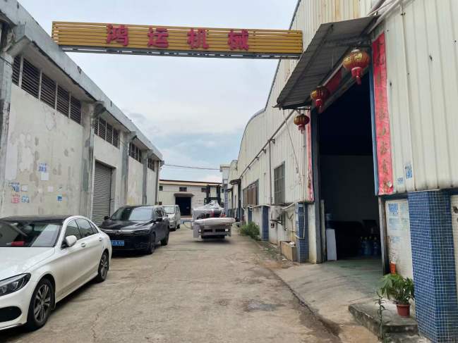 巖板加工設(shè)備