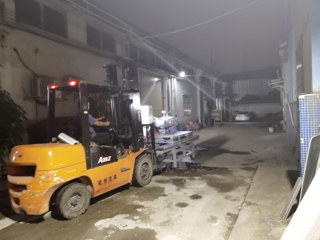 1200型手推數(shù)控雙刀切割機(jī)